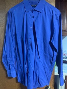 Adrienne Vittadini Men’s Classic Button-Up Shirt - Royal Blue